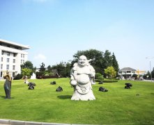 石雕艺术：凝固的时光，永恒的美学